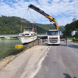 Fahrzeugkran | Transporte Neumüller | Oberösterreich