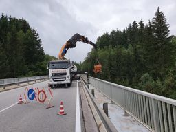 Fahrzeugkran | Transporte Neumüller | Oberösterreich