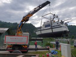 Fahrzeugkran | Transporte Neumüller | Oberösterreich