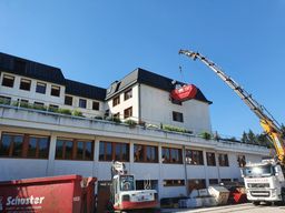 Fahrzeugkran | Transporte Neumüller | Oberösterreich